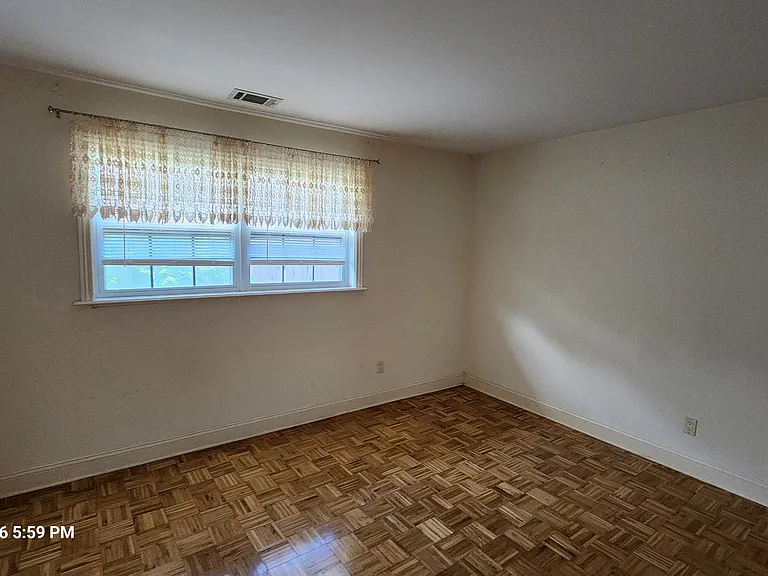 333 Overbrook Blvd — Photo 33