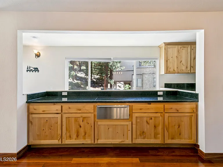 215 Clubhouse Cir — Photo 16