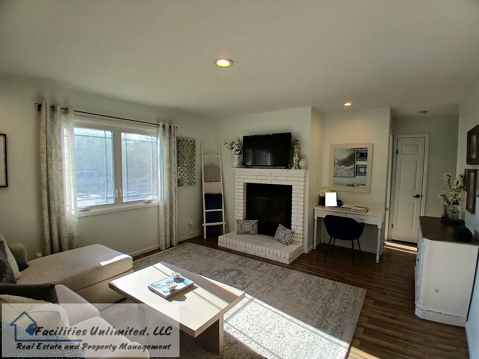 2 bed, 971 sqft, $1,895 — Photo 2