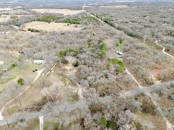 4th image of 725 County Road 414
