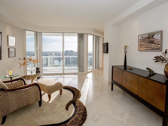 4th image of 7000 Island Blvd APT 2809