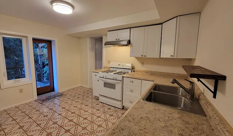 6358 Glen Haven Rd #B — Photo 7