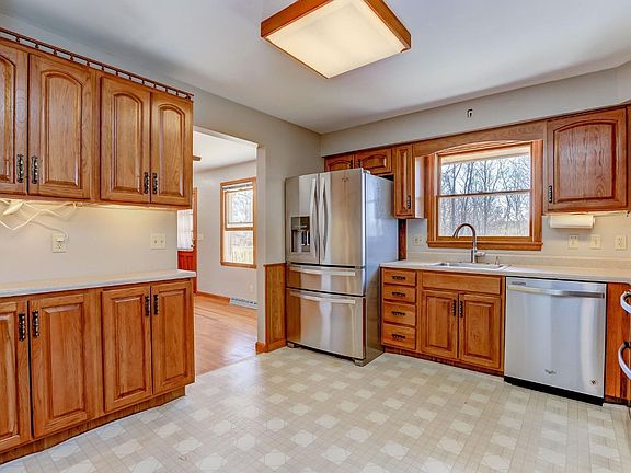 2nd image of 3791 Sagebrush Ln