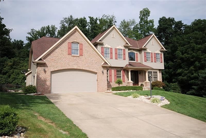 1st image of 422 Meadowwood Dr