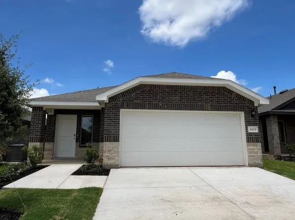 521 Red Admiral Ln, Denton, TX 76259