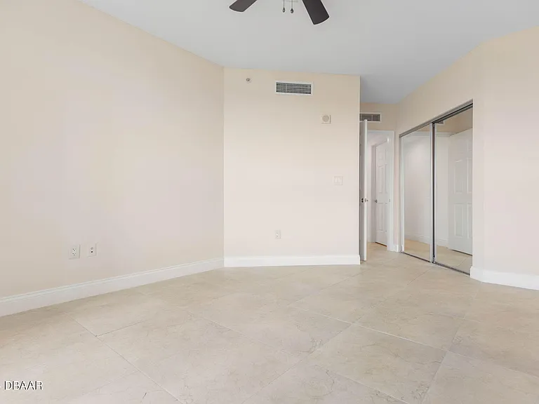 231 Riverside Dr #12091 — Photo 10