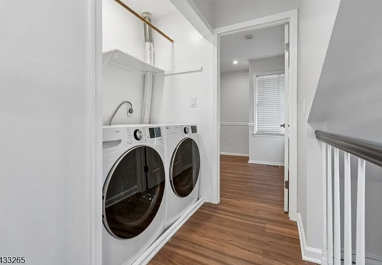 48 Eton Ct — Photo 17