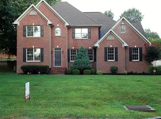 331 Fox Chase Cir, Madisonville, KY 42431