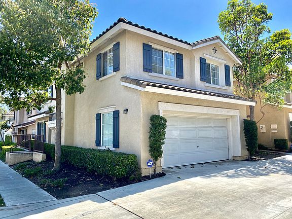 3rd image of 25531 Bayside Pl #25531