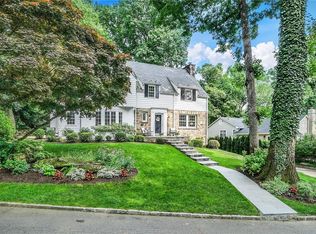 11 Forest Ct, Larchmont, NY 10538