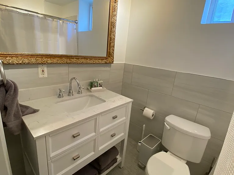 1503 W Girard Ave #B — Photo 16