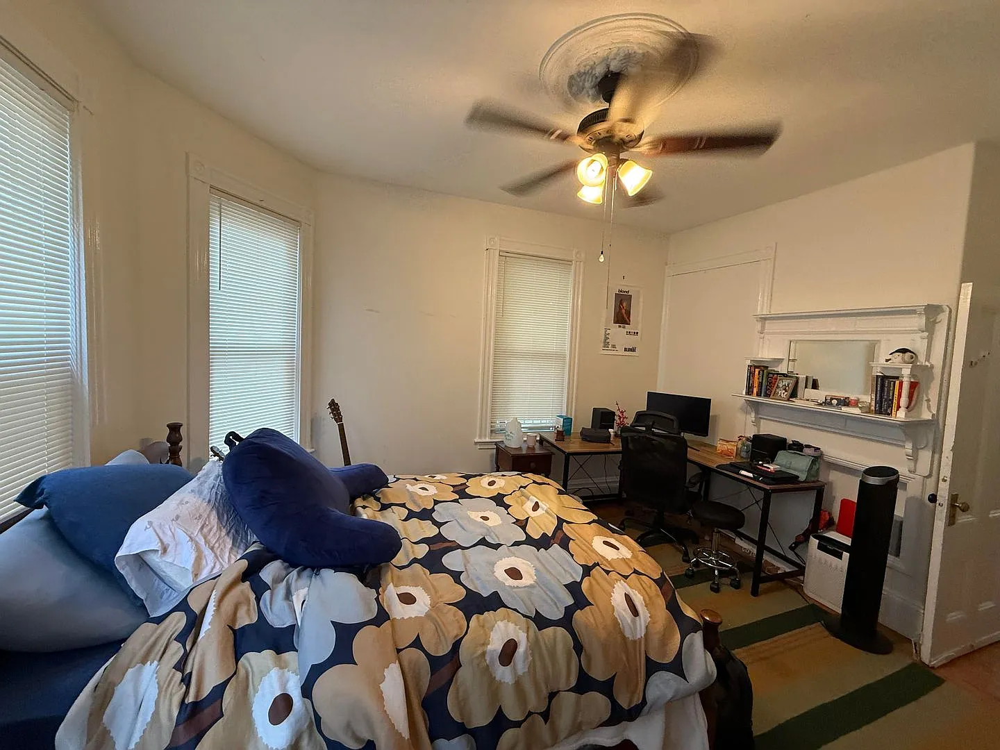 Large 5 Bed / 2 Bath Mission Hill Apartment w/ In-Unit Laundry — Photo 1