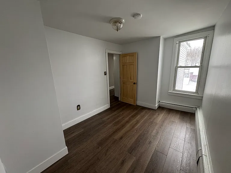 712 Laurel Blvd — Photo 14