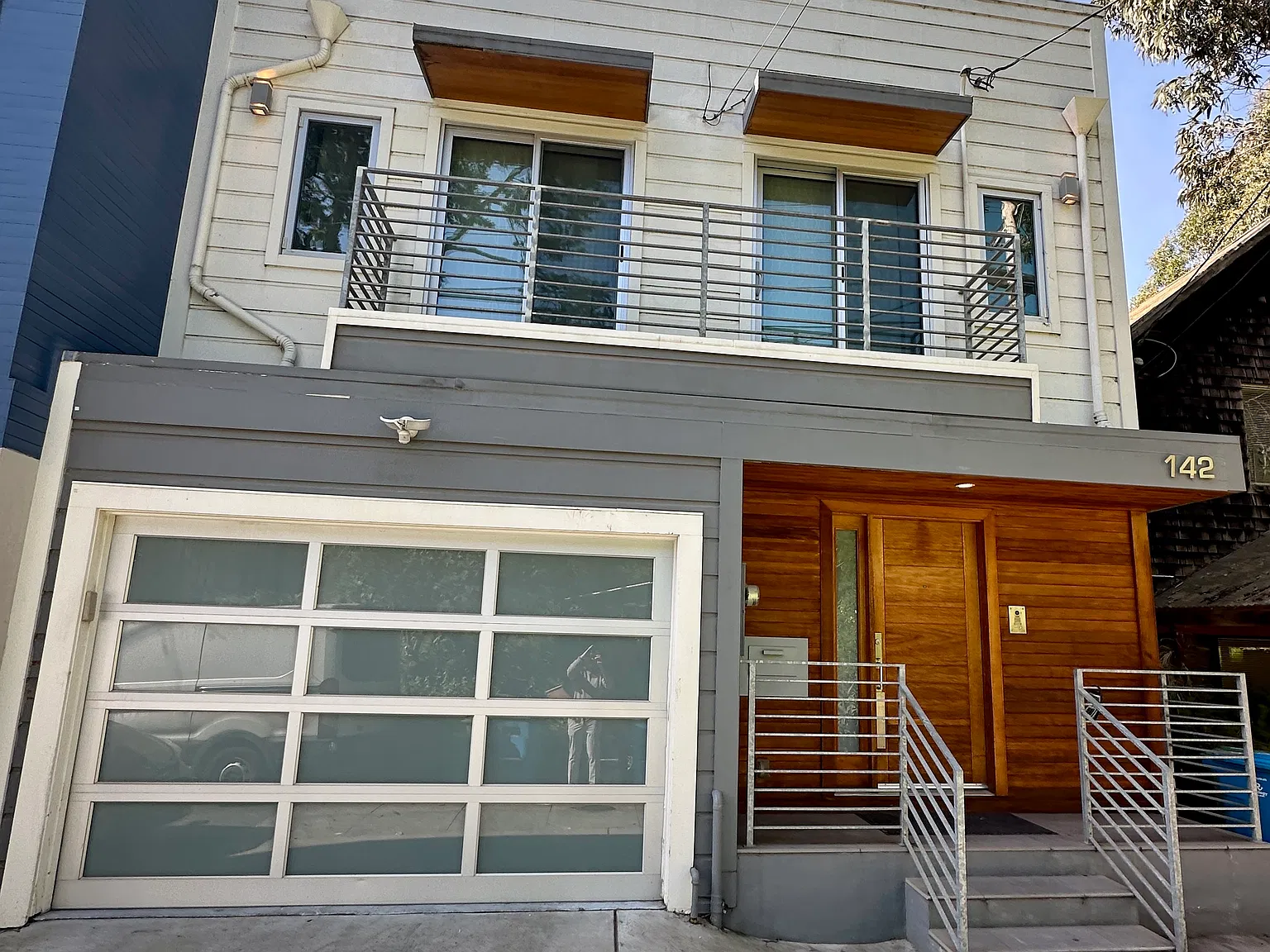 3 bed, 2.5 bath, 1809 sqft, $10,500 — Photo 1