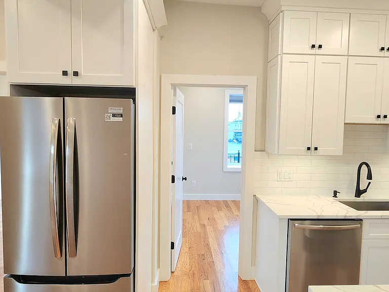 58 Lubec St #6 — Photo 7