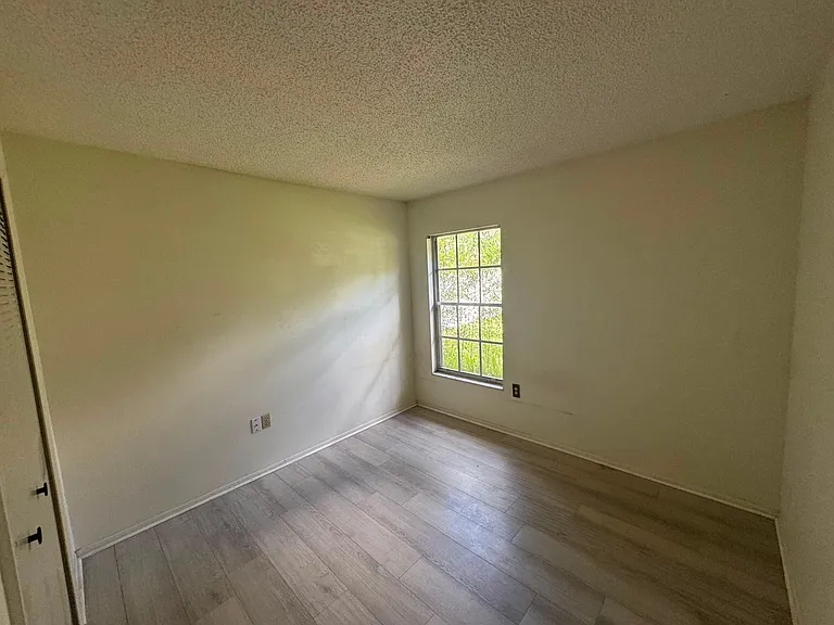5818 Bambi Dr — Photo 14