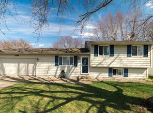 1418 Cantondale Ln, Mishawaka, IN 46544
