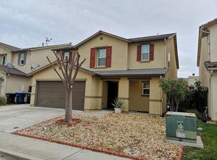 8273 Red Rock Dr, Sacramento, CA