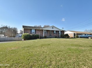 729 Owl Hollow Rd, Knoxville, TN 37923