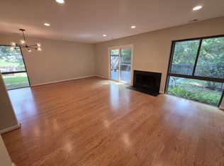 2001 Wethersfield Ct, Reston, VA 20191