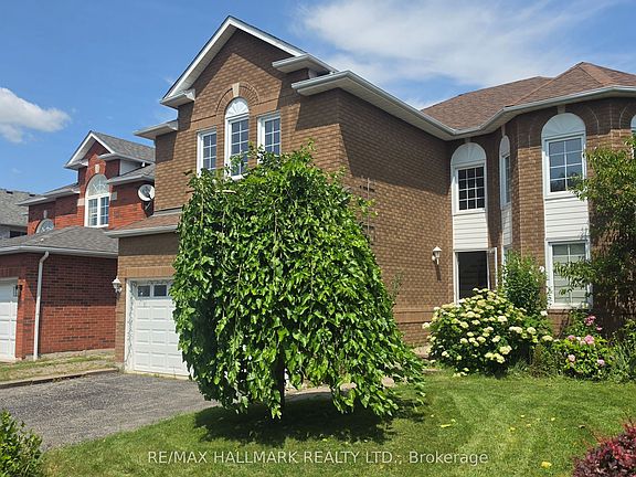 2nd image of 39 Pogson Dr