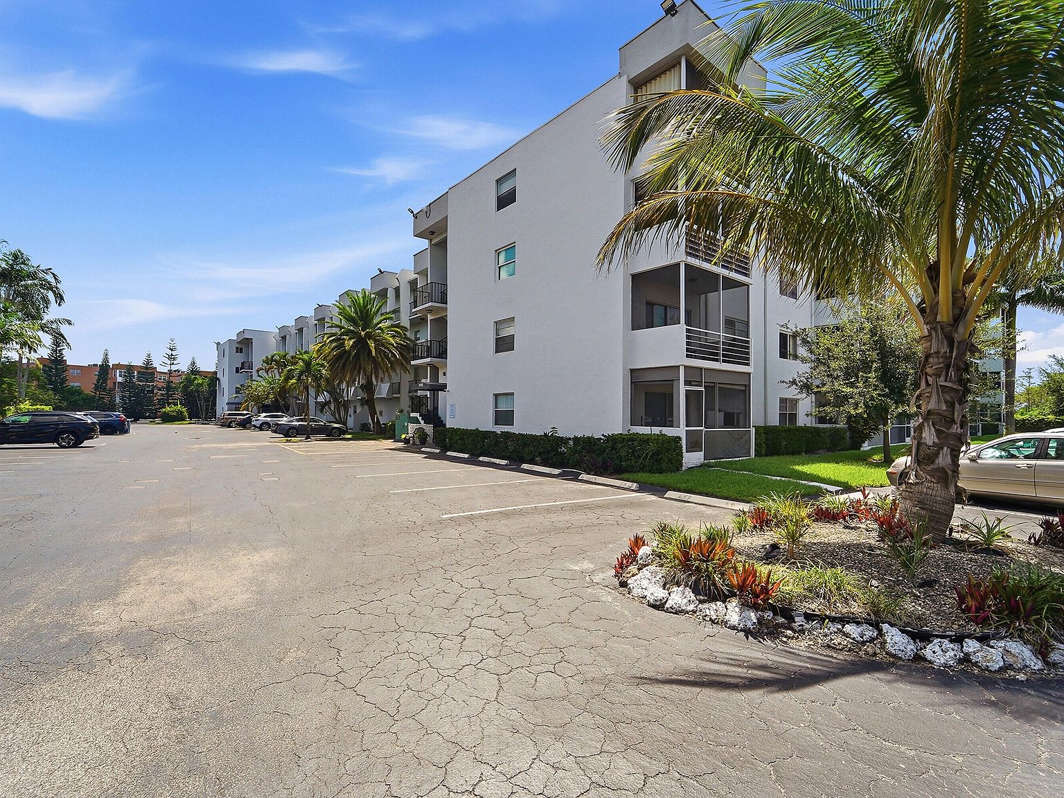 3000 E SUNRISE LAKES Drive E #223 — Sunrise Country Club