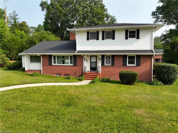 317 Marion St, Mount Airy, NC 27030