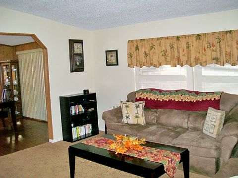 4th image of 280 Las Palmas Blvd