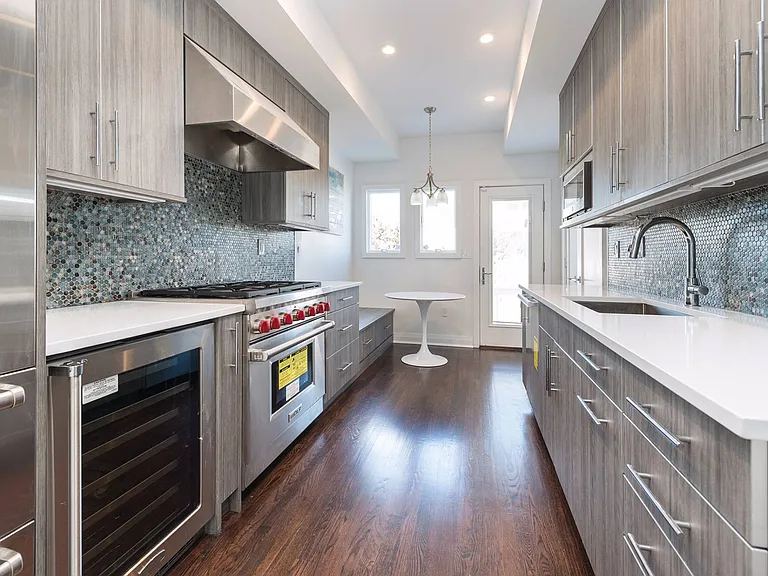 22 Stokes Ln — Photo 8