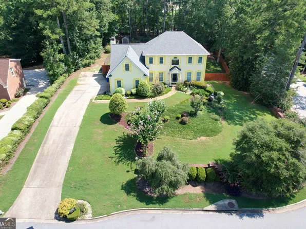 4855 Canyon Lake Dr, College Park, GA 30349