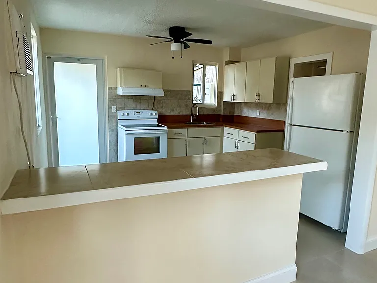 1280 NW 31st St — Photo 5