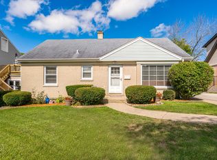 138 S Plum Grove Rd, Palatine, IL 60067