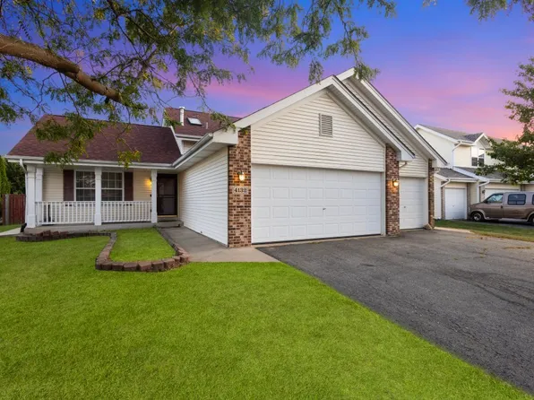 4132 Hearthstone Ln, Belvidere, IL 61008
