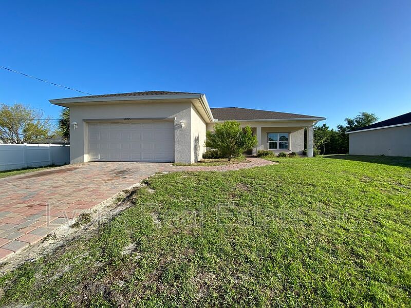 1st image of 18235 Eau Gallie Cir