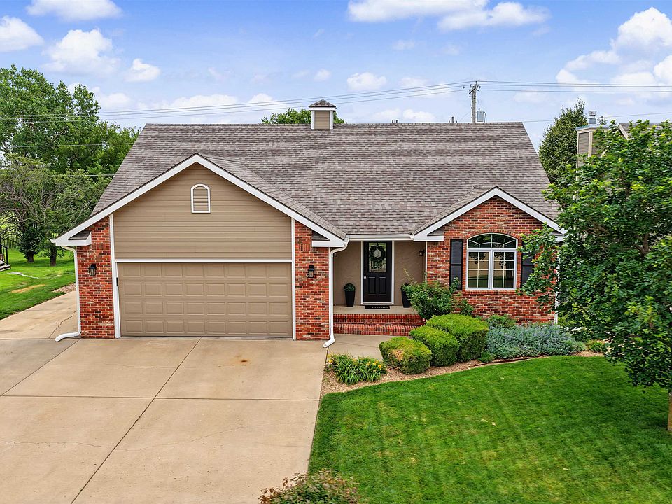 1st image of 637 Seitz Dr