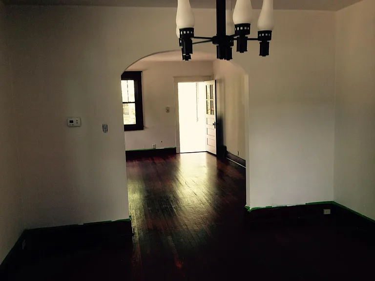 517 Ridgely Ave — Photo 1