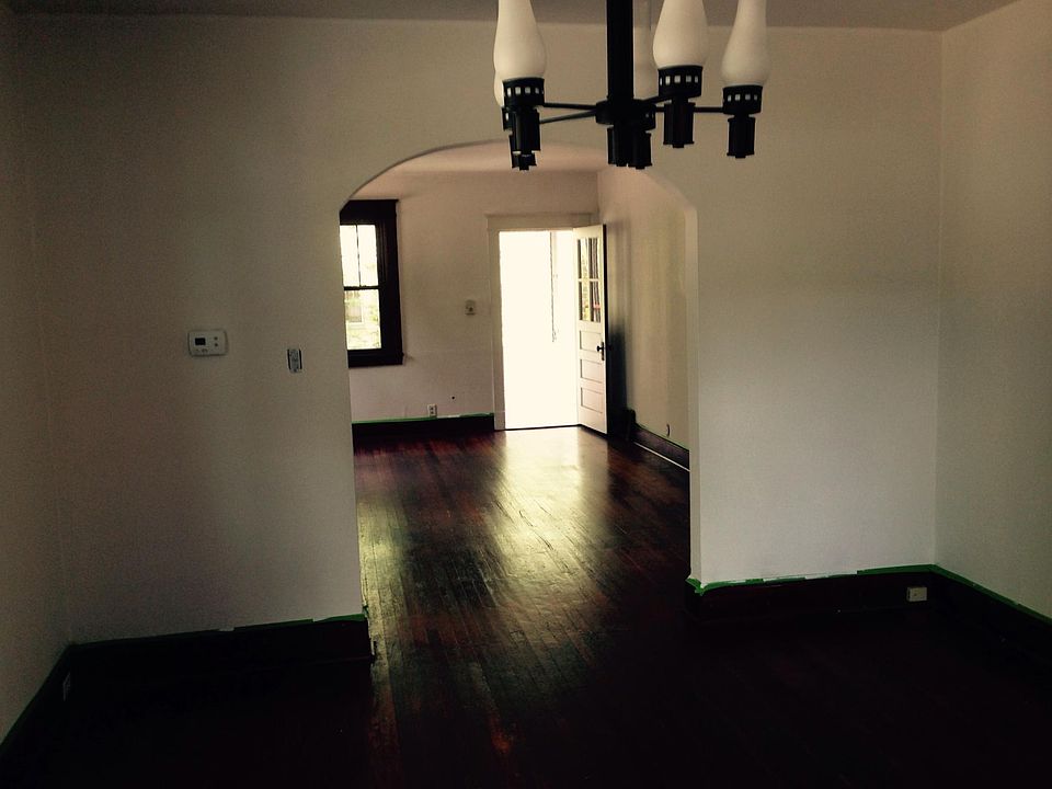1st image of 517 Ridgely Ave