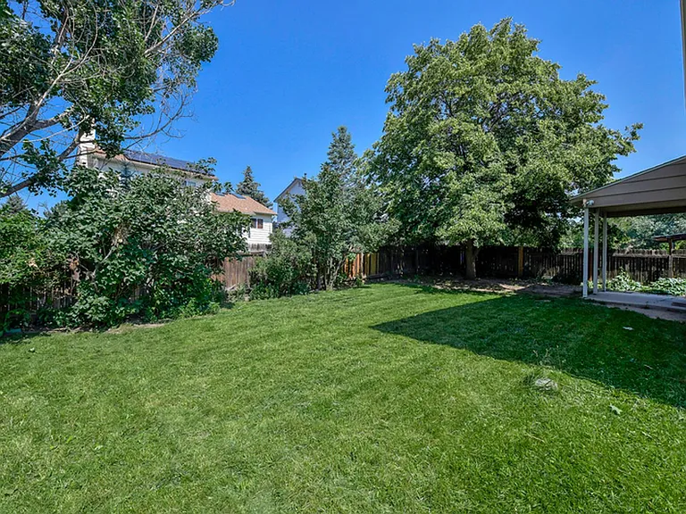 8380 Wilmington Dr — Photo 24