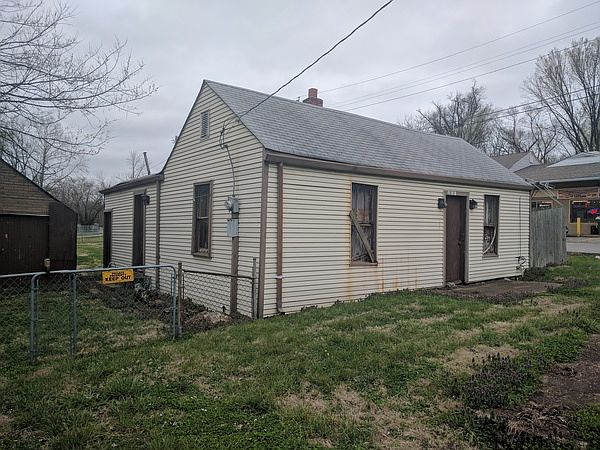 1st image of 10137 Imperial Dr