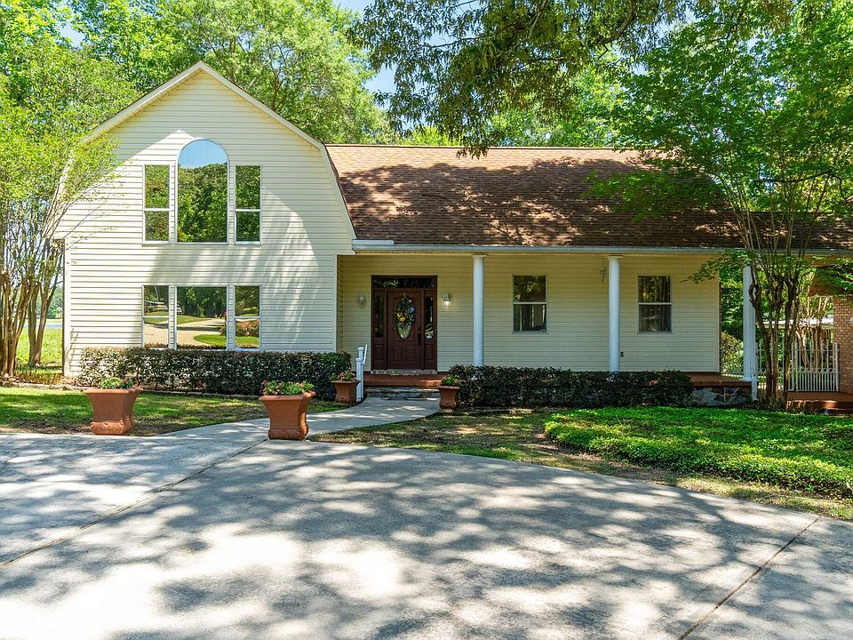 1st image of 66 Serene Meadows Dr