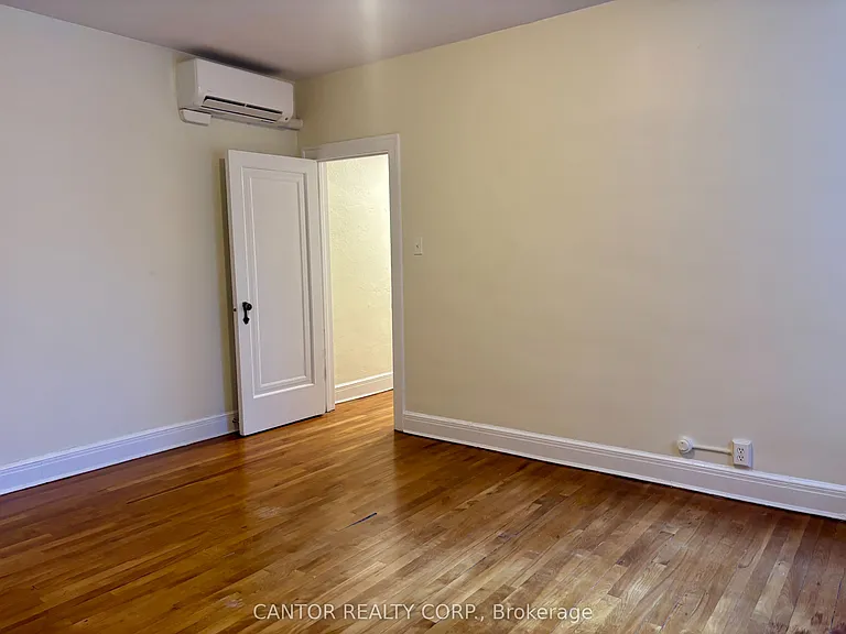 216 Metcalfe St #18 — Photo 6