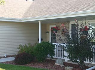 476 Wyldewood Dr UNIT D, Oshkosh, WI 54904