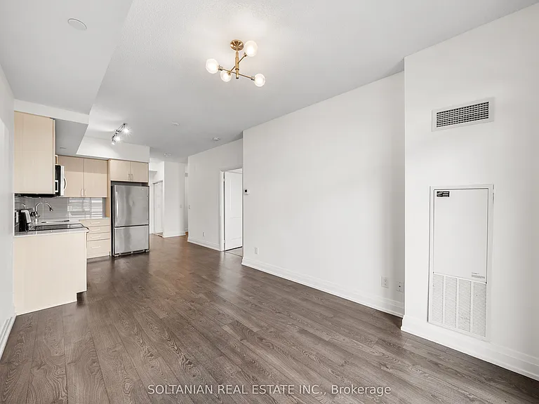591 Sheppard Ave E #520 — Photo 16