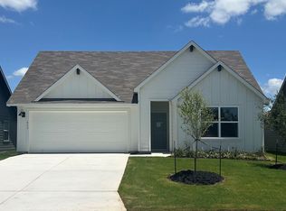 613 Signe, Seguin, TX 78155