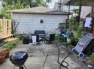 395 E 2nd St #1, Brooklyn, NY 11218