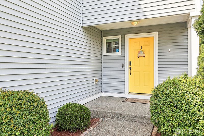 3rd image of 21622 SE 297th Street