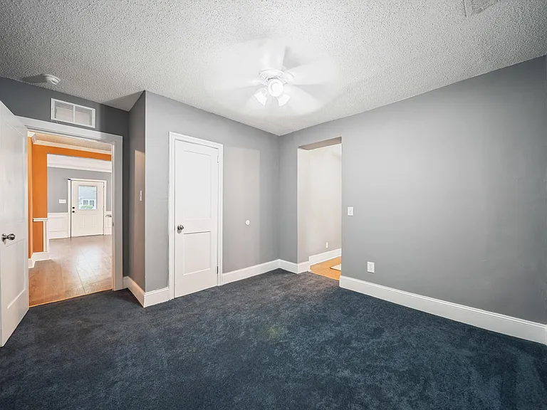 438 E Charlotte Ave #1 — Photo 8
