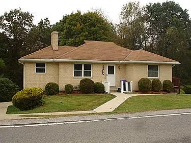 932 Cliff Mine Rd photo 1