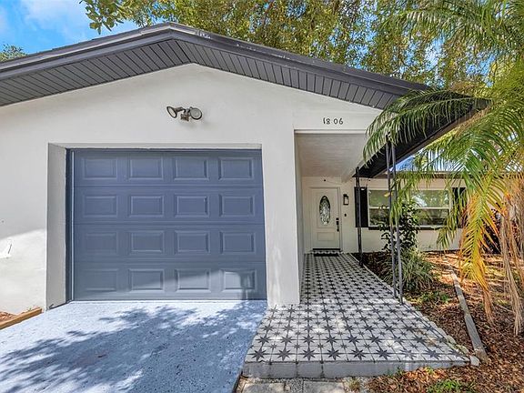 2nd image of 1806 VANCOUVER DRIVE