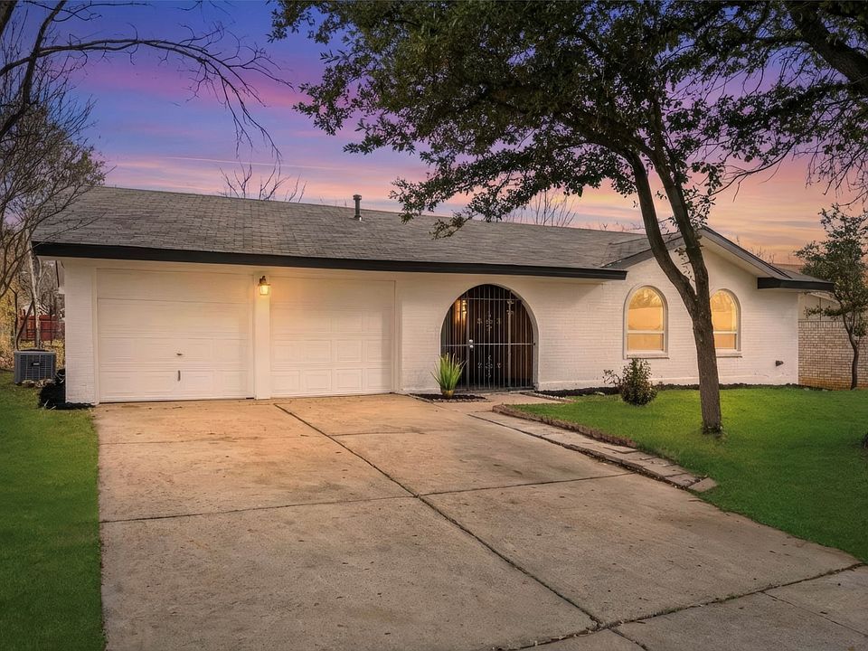 1st image of 3405 Woodbridge Dr